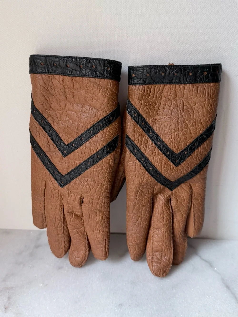 Brown Leather Gloves with Black Chevron Trim vintage